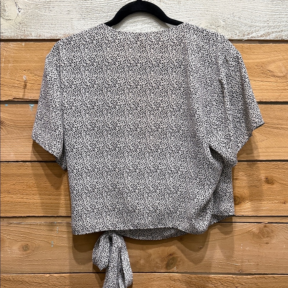 Lush Black and White Patterned Wrap Blouse - Picture 6 of 8